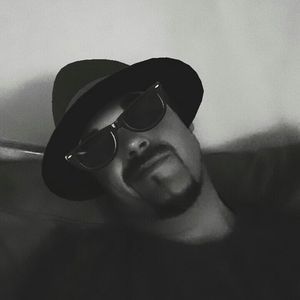 Meet your Posher, Jonathan